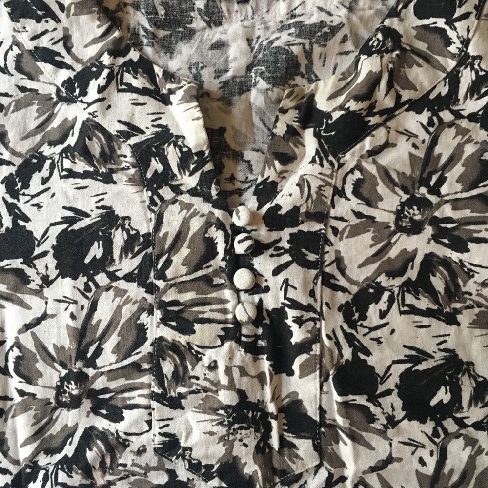 Sherry Taylor Flower Pattern Blouse. Size 2X